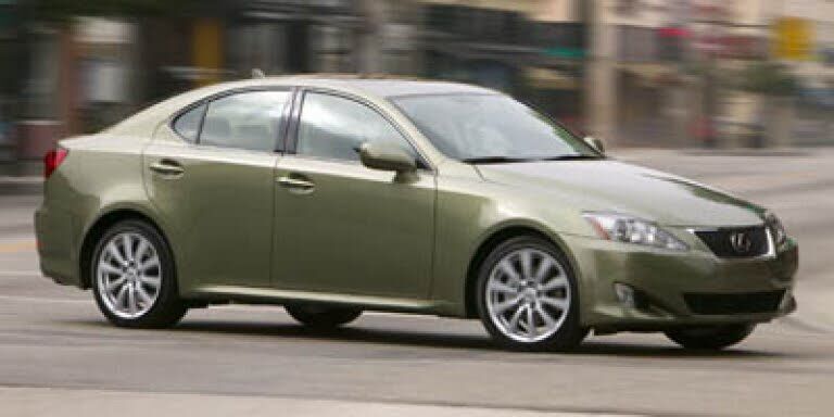 Lexus IS