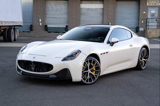 2024 MASERATI GRANTURISMO / GRANCABRIO