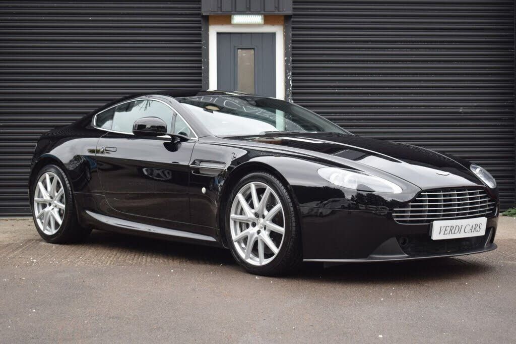 Aston Martin V8 Vantage