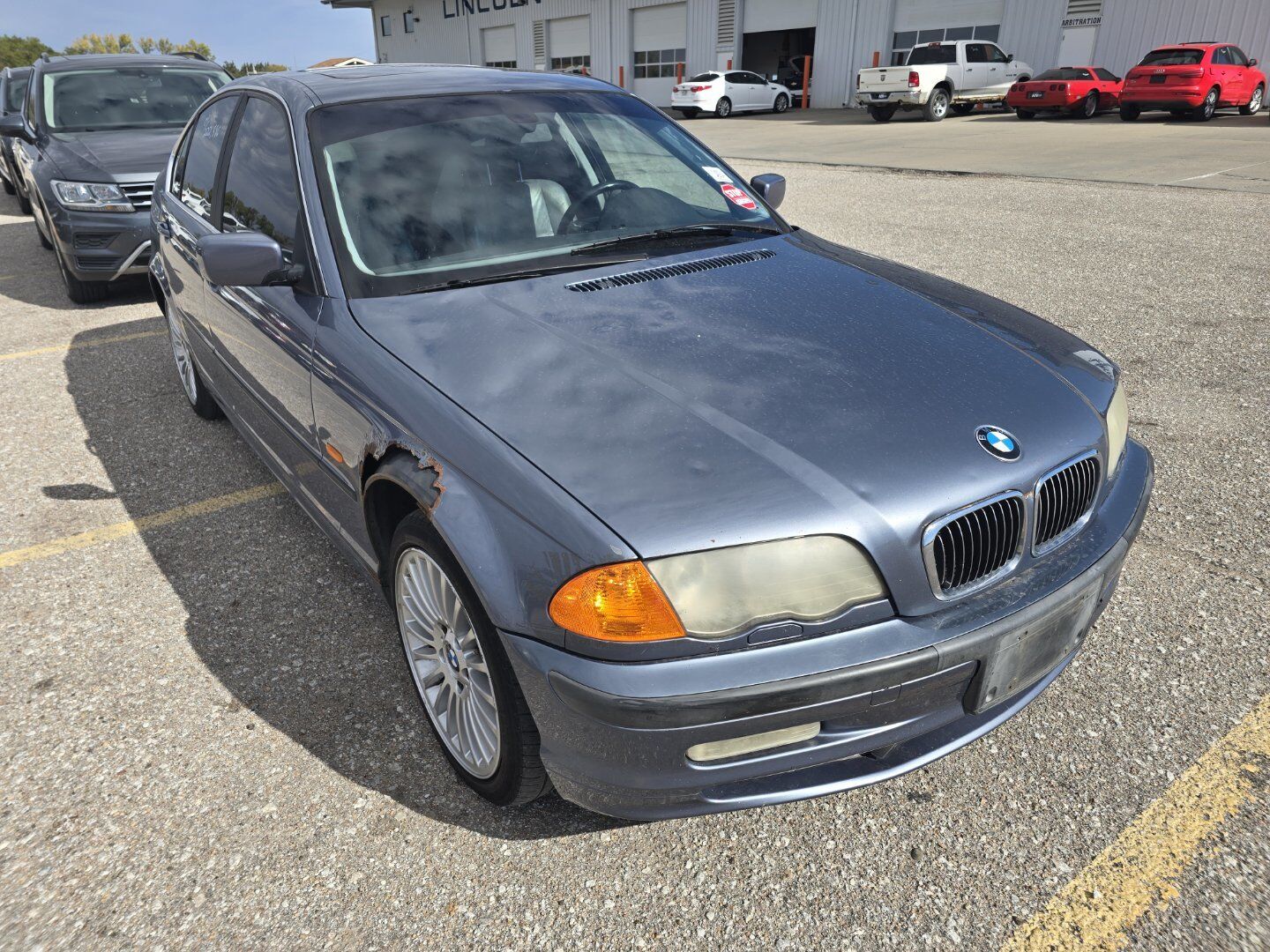 BMW 330i