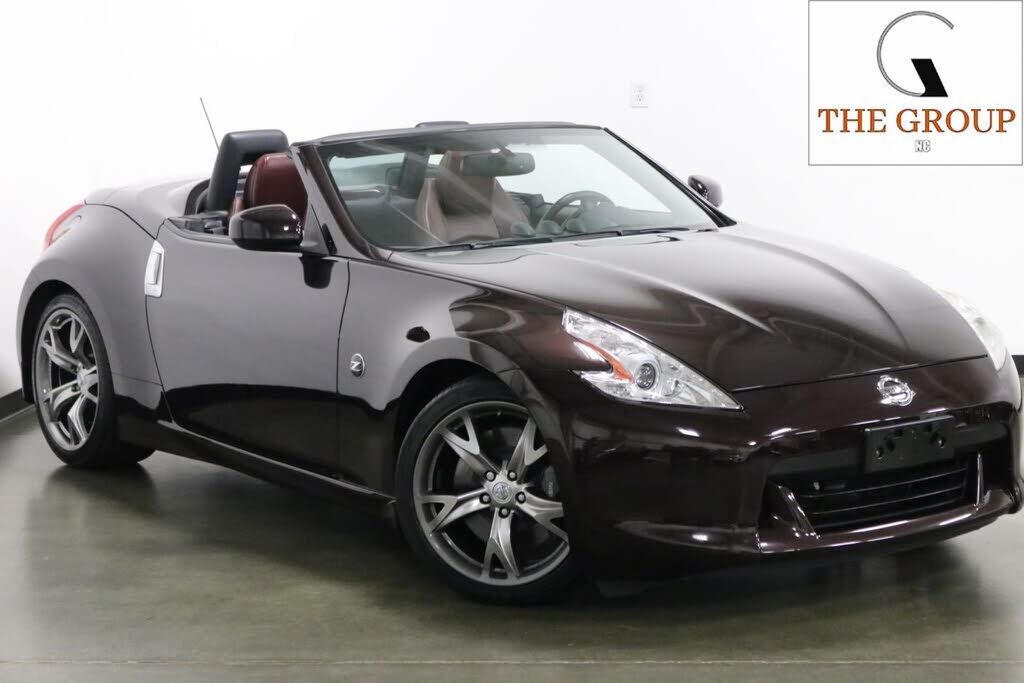2010 NISSAN 370Z