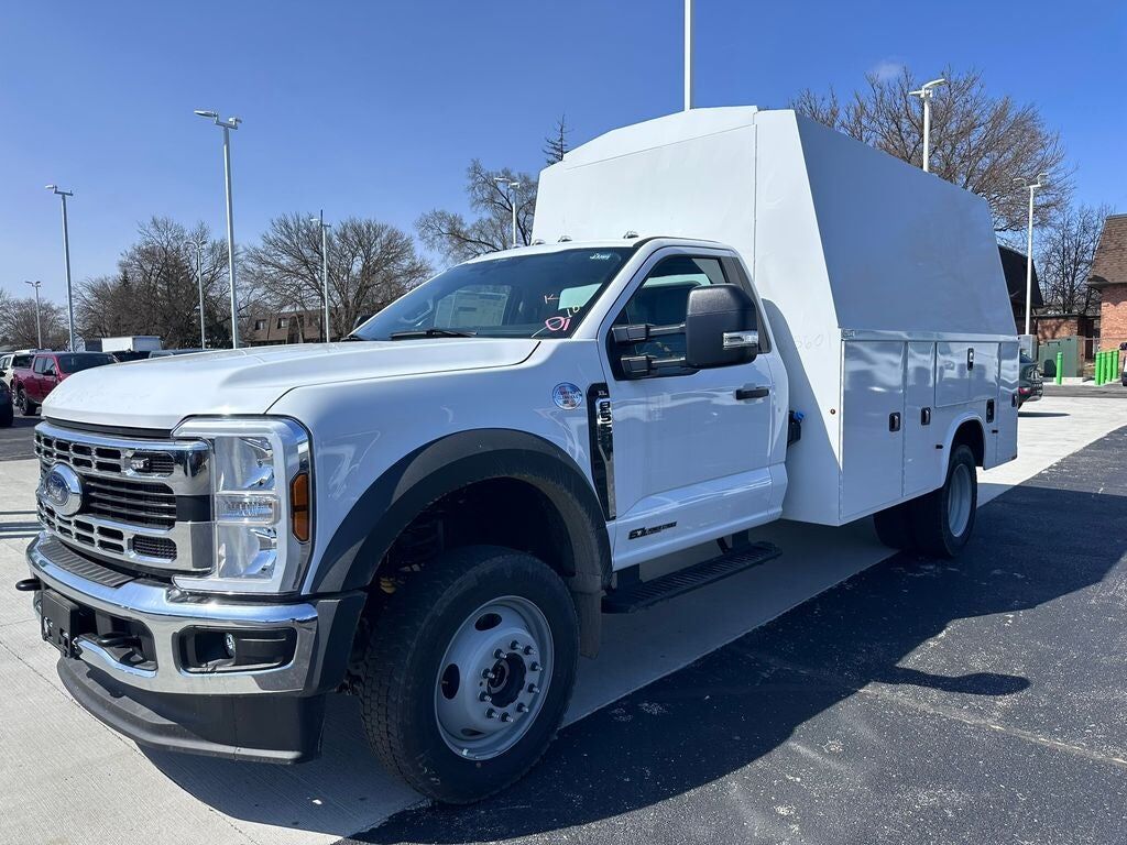 2024 FORD F-550
