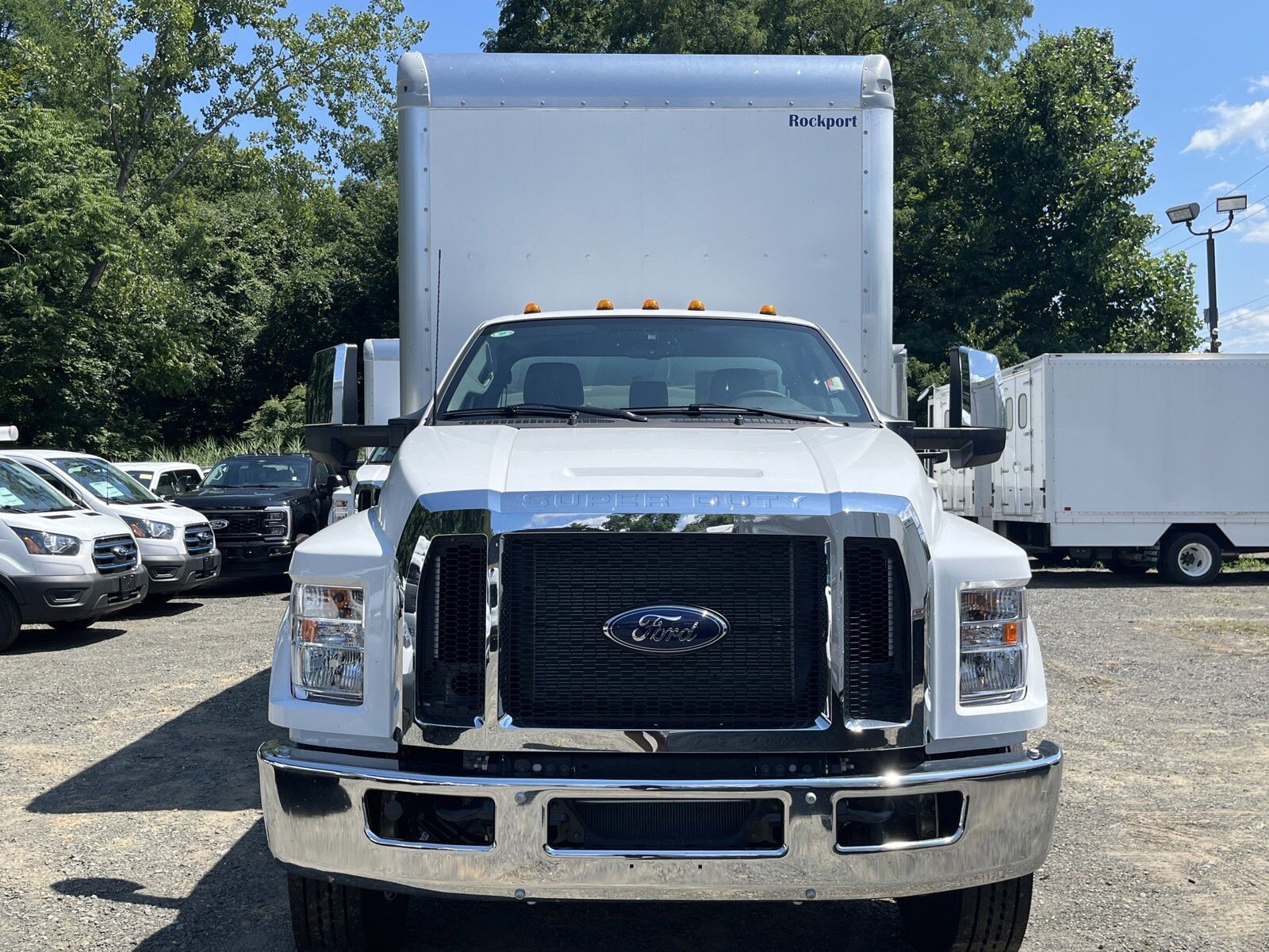 2025 FORD F-650