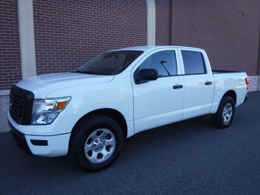 2023 NISSAN Titan