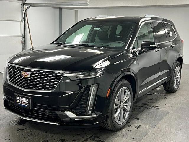 2025 CADILLAC XT6