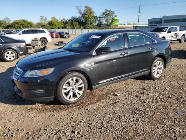 Ford Taurus