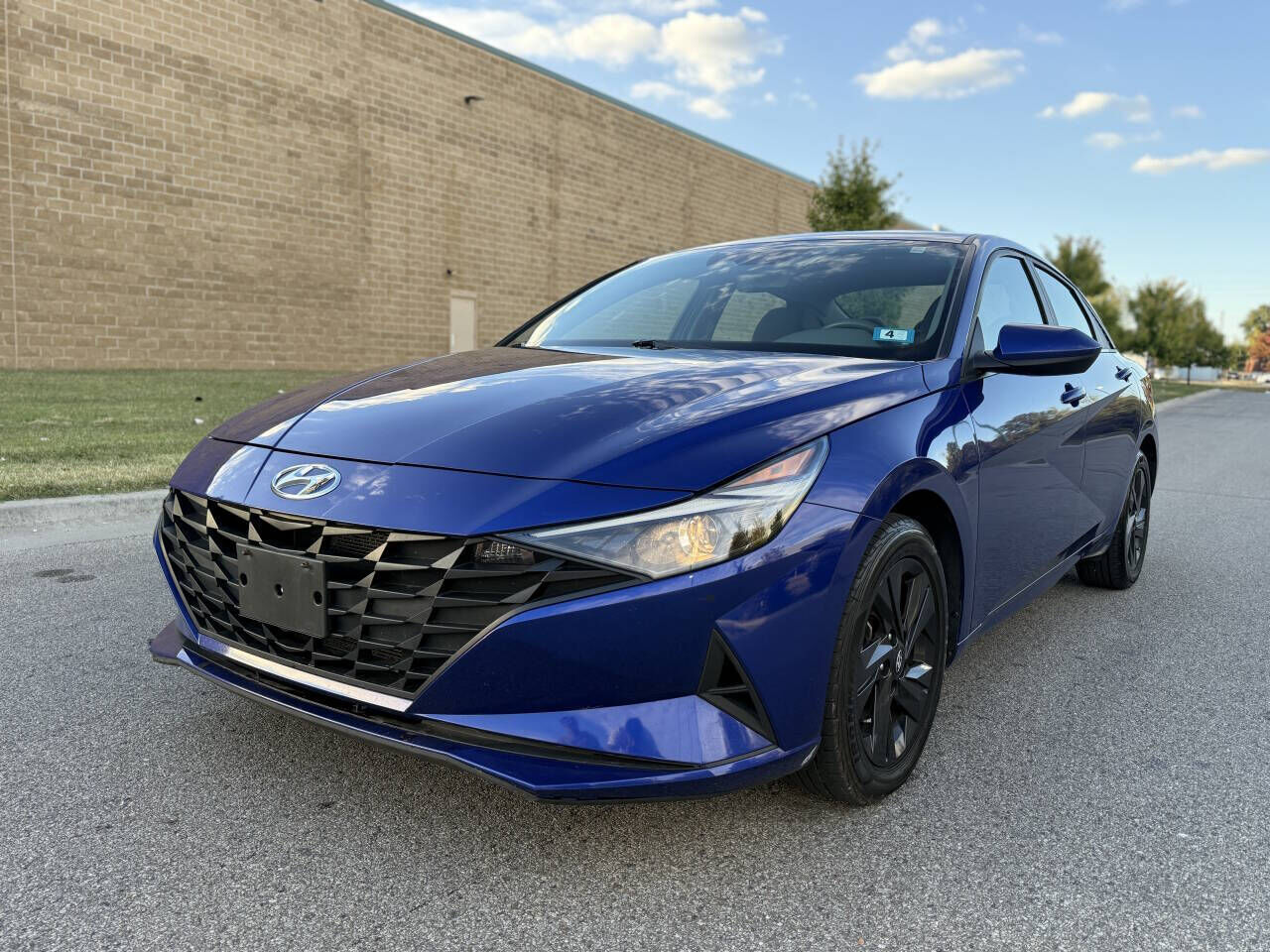 2022 HYUNDAI Elantra