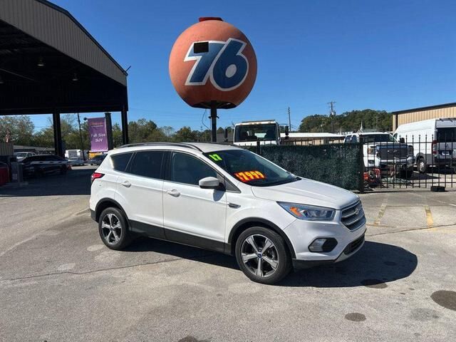 2017 FORD Escape