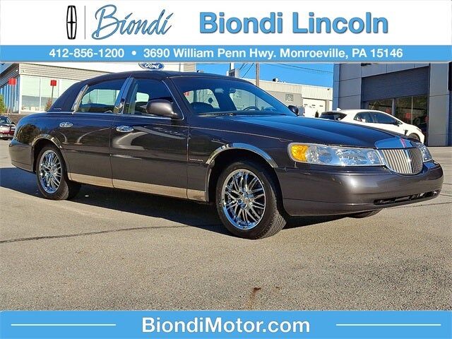 Lincoln Town Car