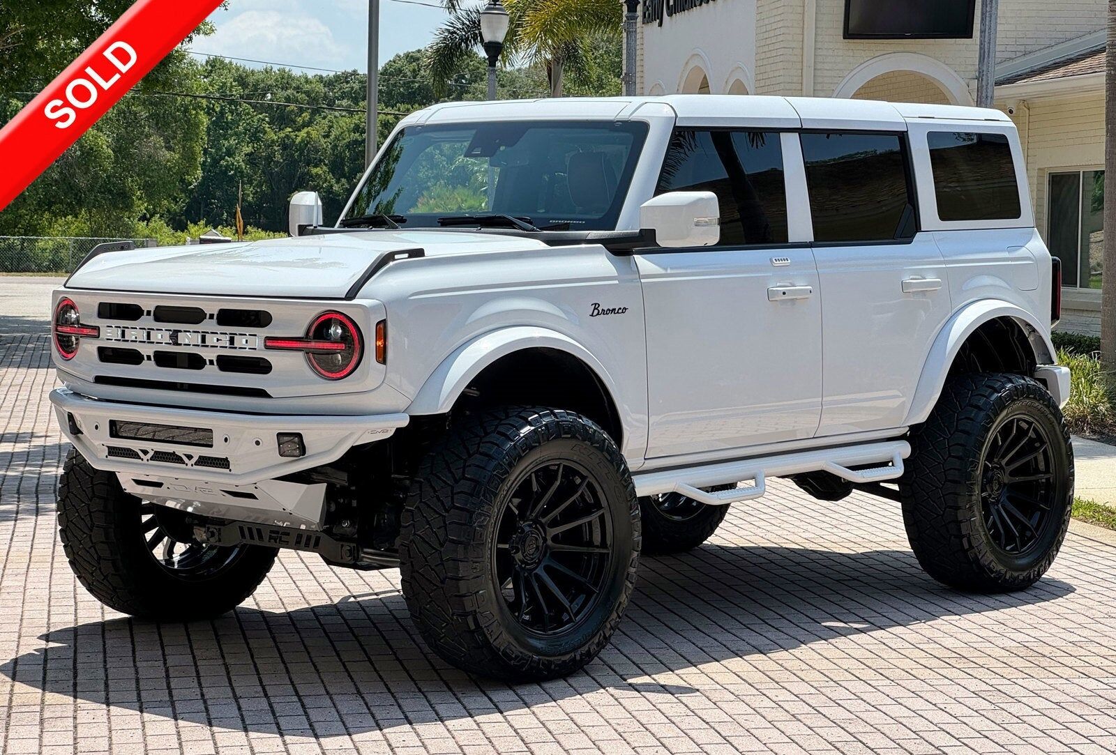 2023 FORD Bronco
