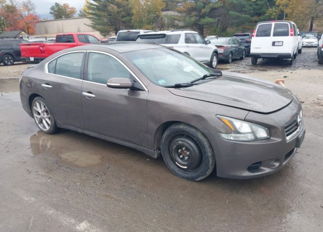 Nissan Maxima