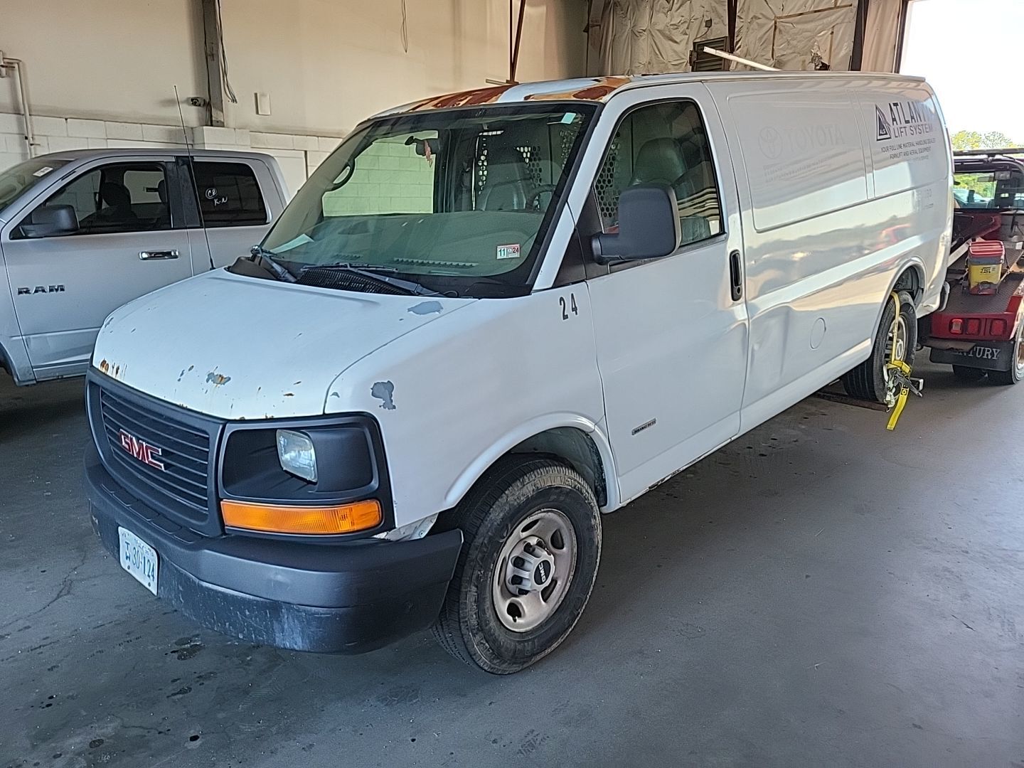 GMC Savana