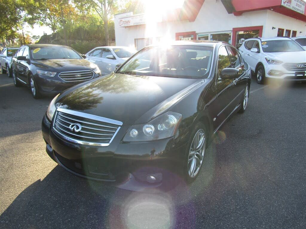 Infiniti M35