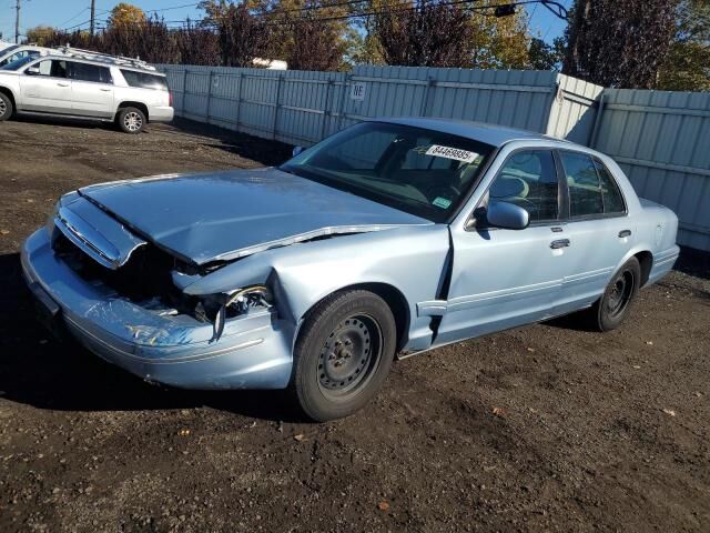 Ford Crown Victoria