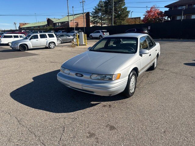 Ford Taurus