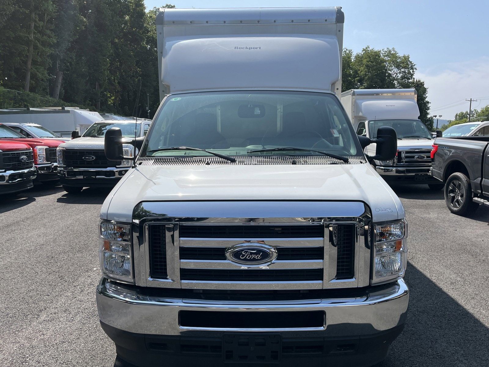 2025 FORD E-350