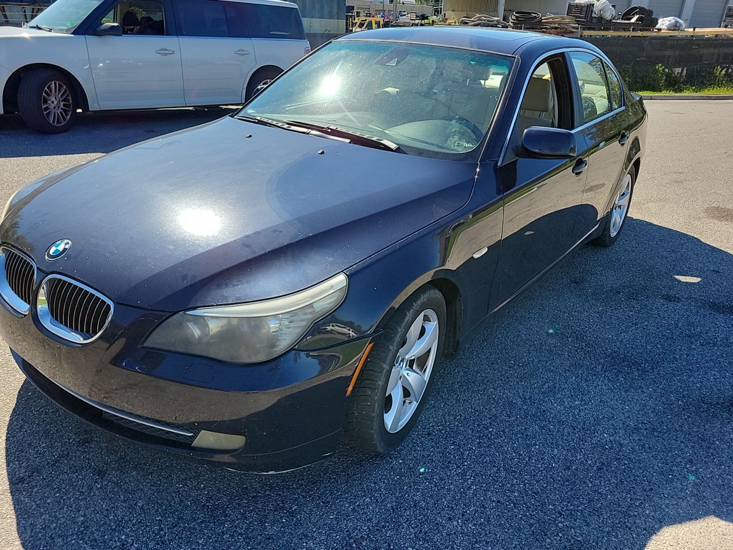BMW 528i