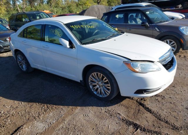 Chrysler 200