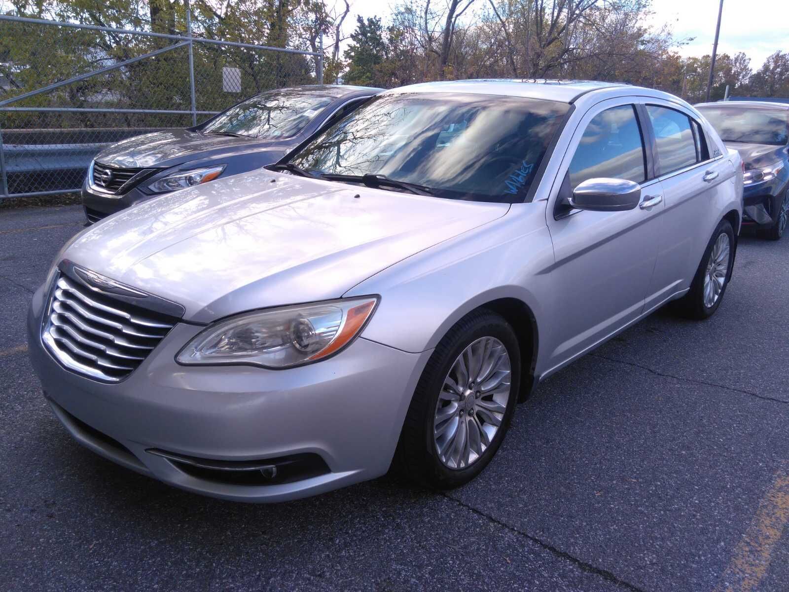 Chrysler 200