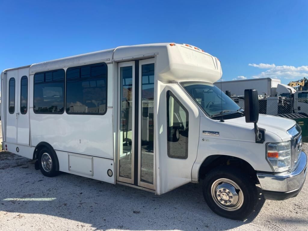 Ford E-350