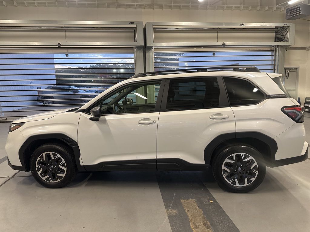 2025 SUBARU Forester