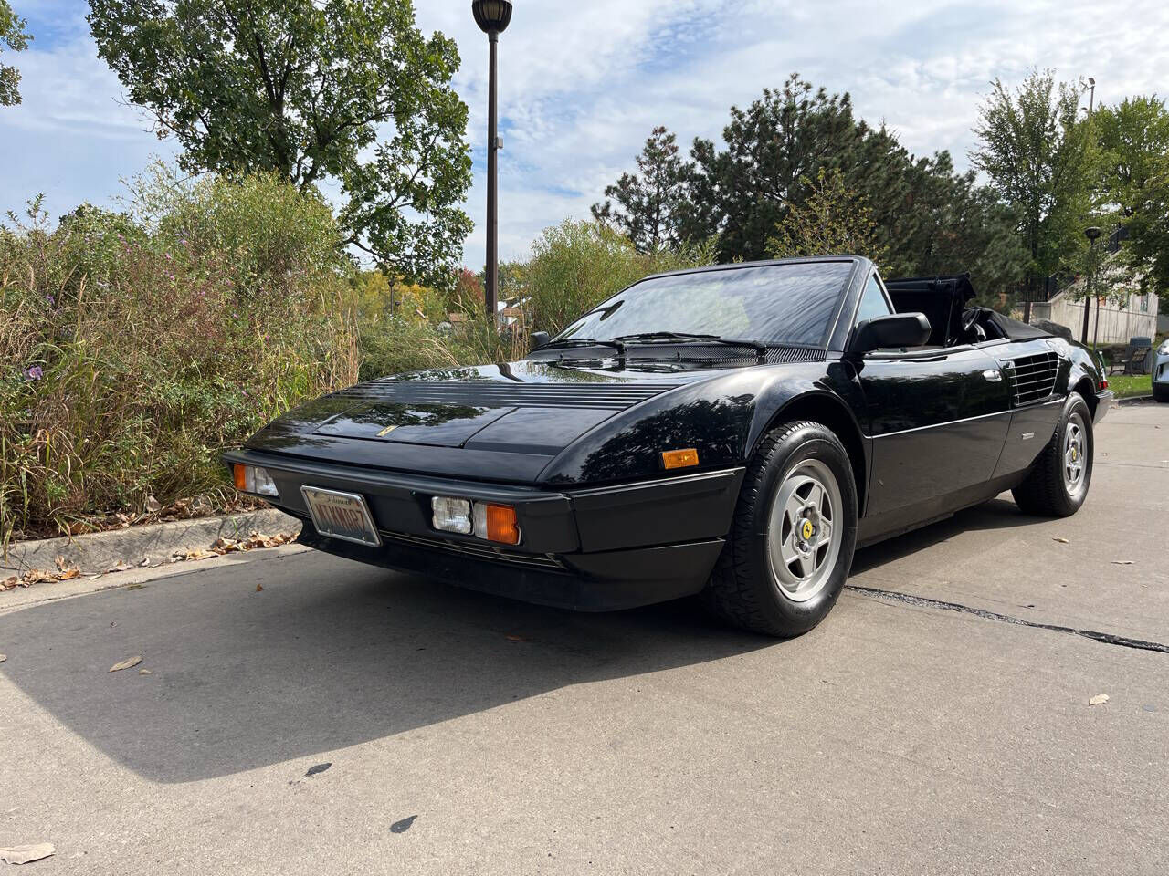1983 FERRARI Mondial 8