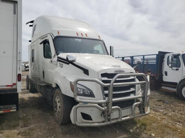 2022 FREIGHTLINER New Cascadia 126" Sleepercab