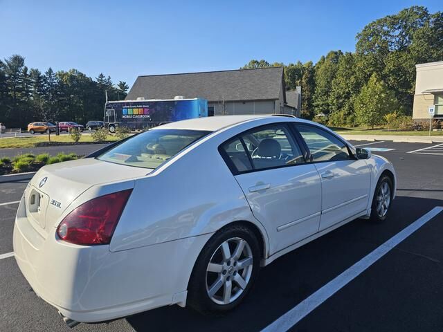 Nissan Maxima