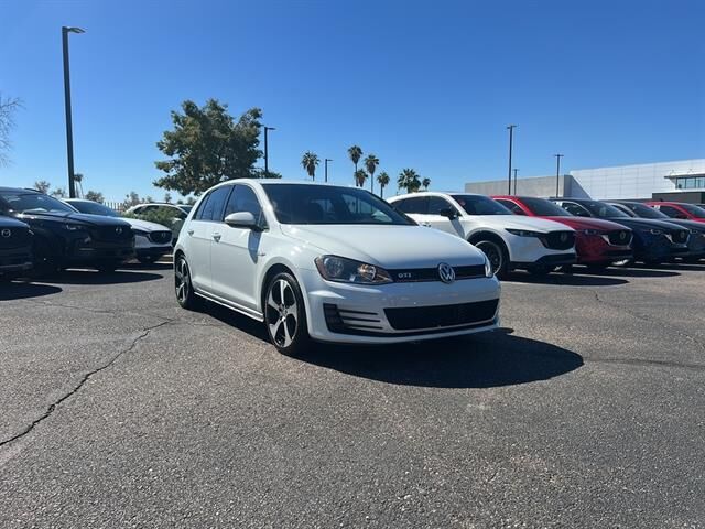 2017 VOLKSWAGEN Golf GTI