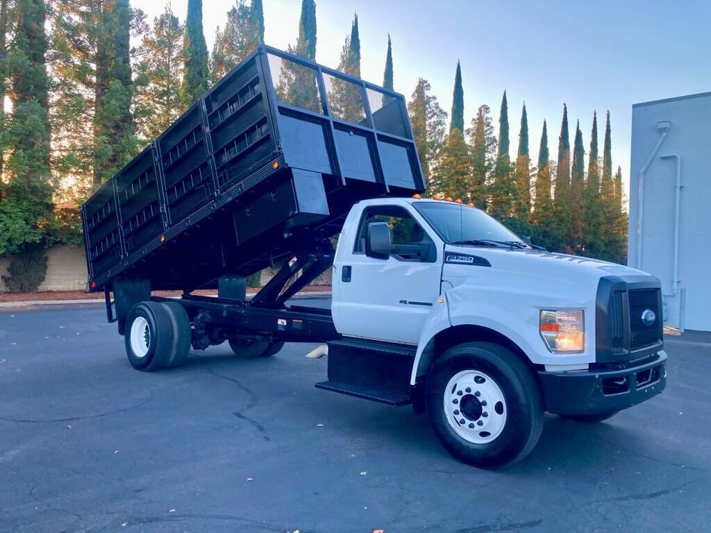 Ford F-750