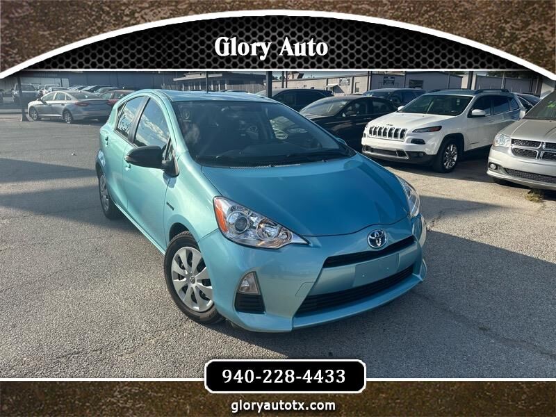 2014 TOYOTA Prius
