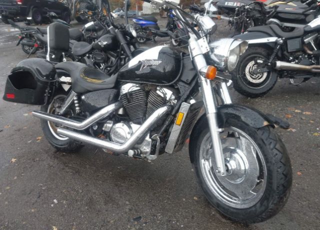 Honda VT1100C2 (SHADOW SABRE)