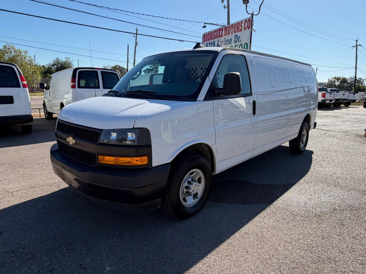 2022 CHEVROLET Express
