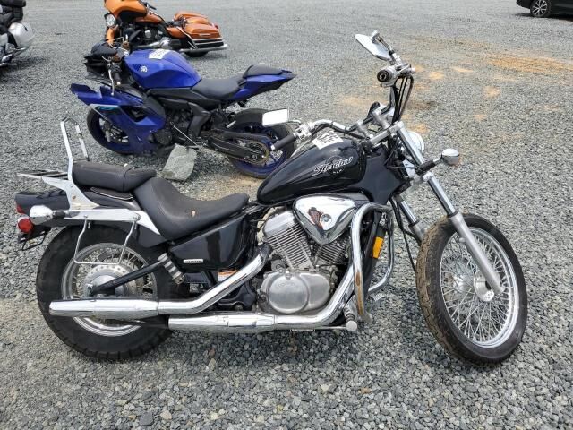 Honda VT600C (SHADOW VLX)