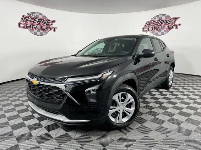 2025 CHEVROLET Trax