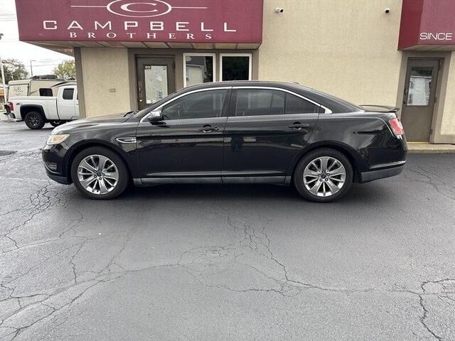 Ford Taurus