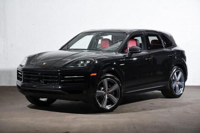 2026 PORSCHE Cayenne