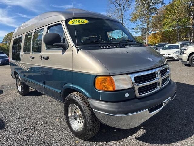 Dodge Ram Van