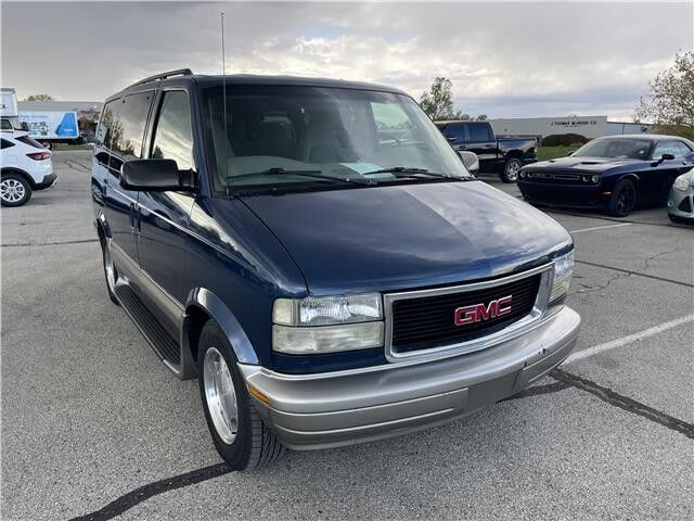 GMC Safari