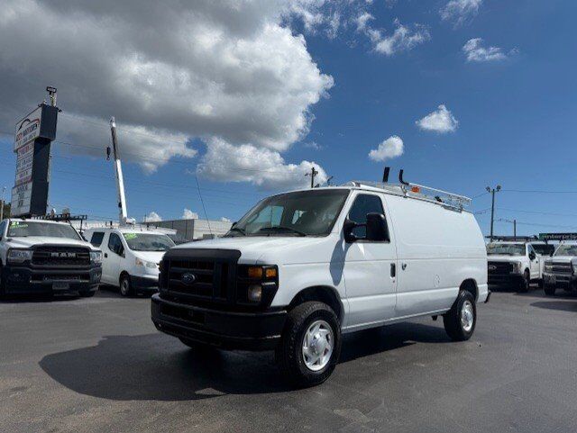 2009 FORD E-350