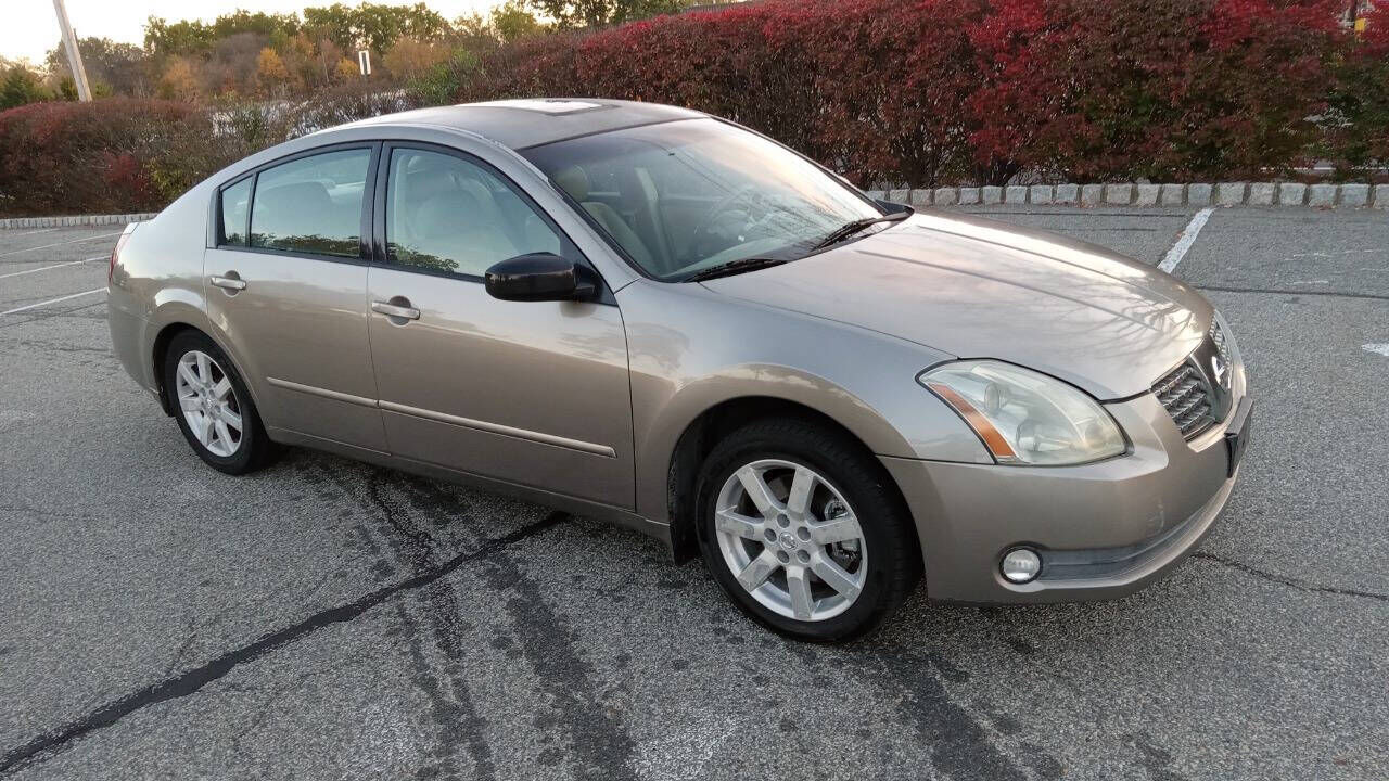 Nissan Maxima