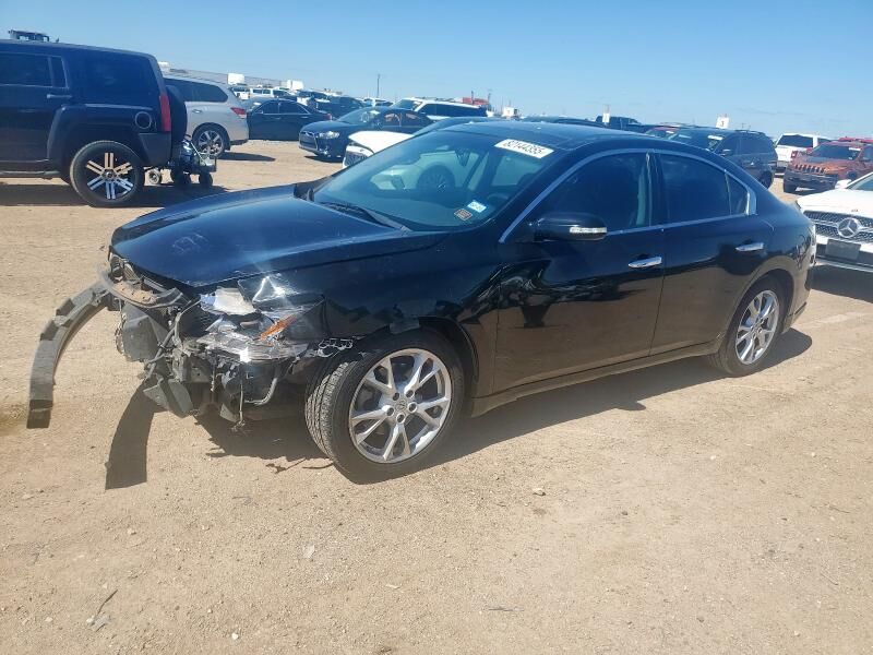 Nissan Maxima