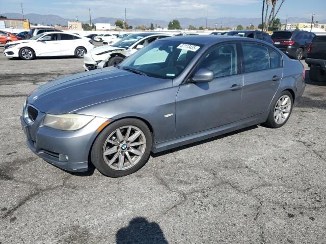 BMW 328i