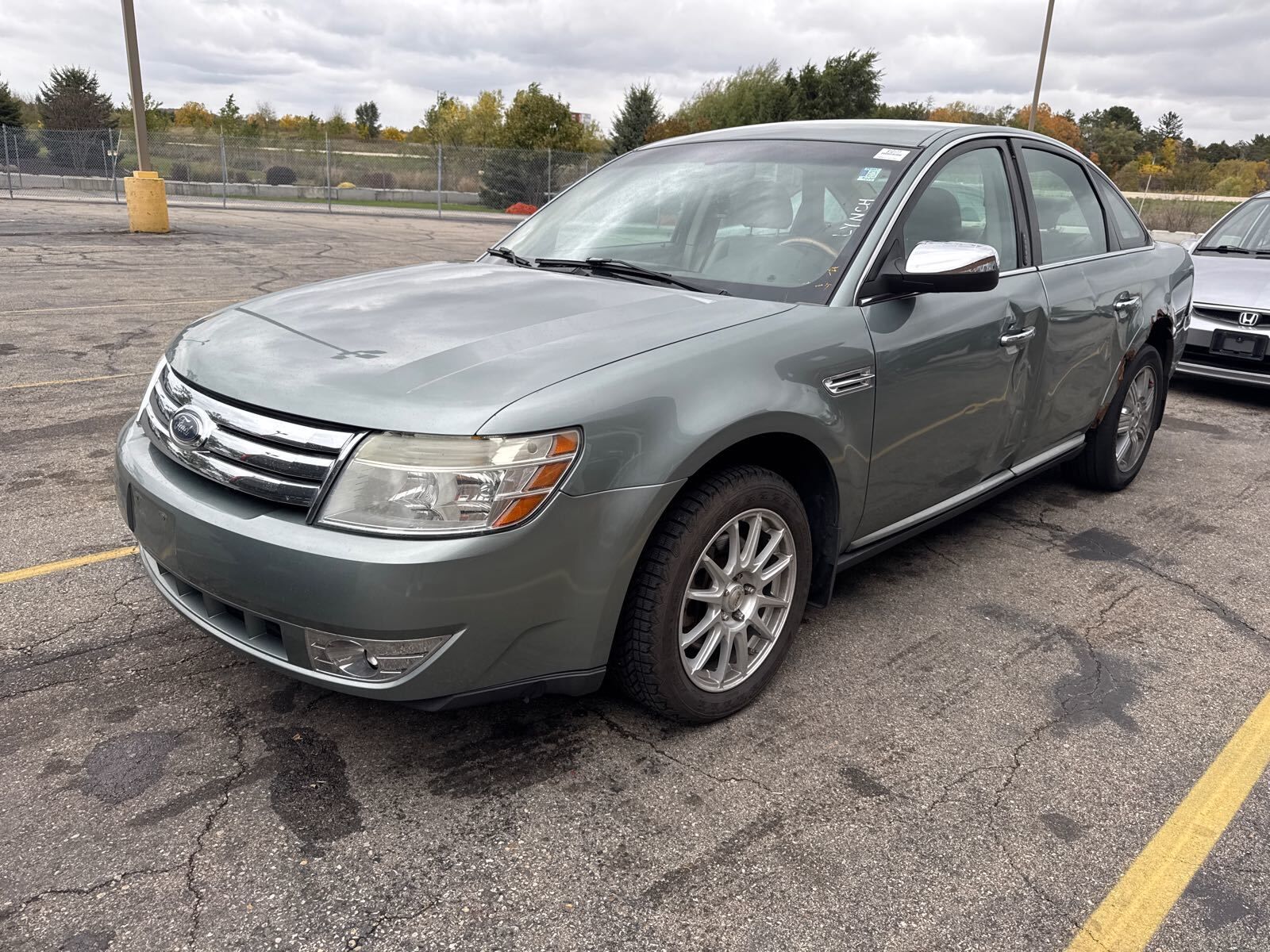 Ford Taurus
