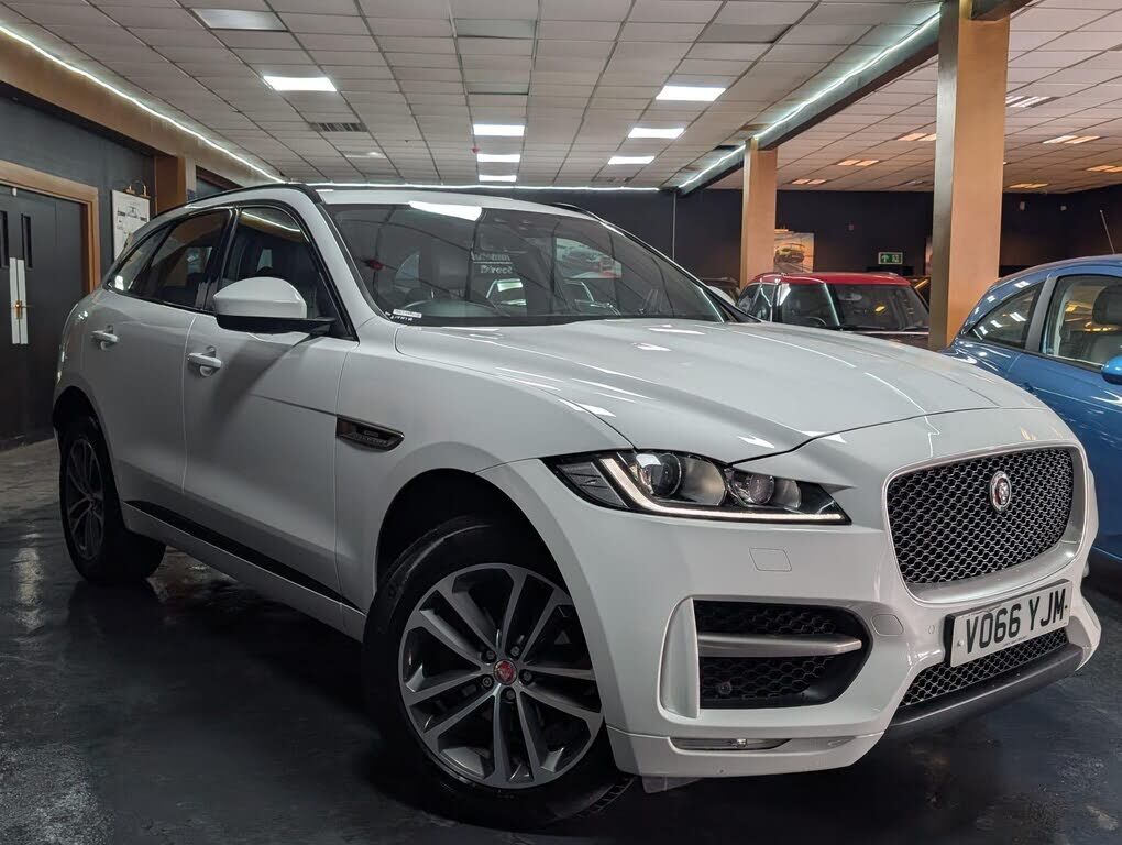Jaguar F-Pace