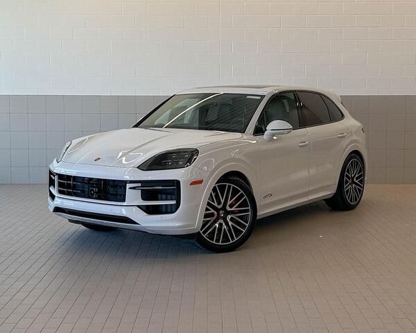 2026 PORSCHE Cayenne