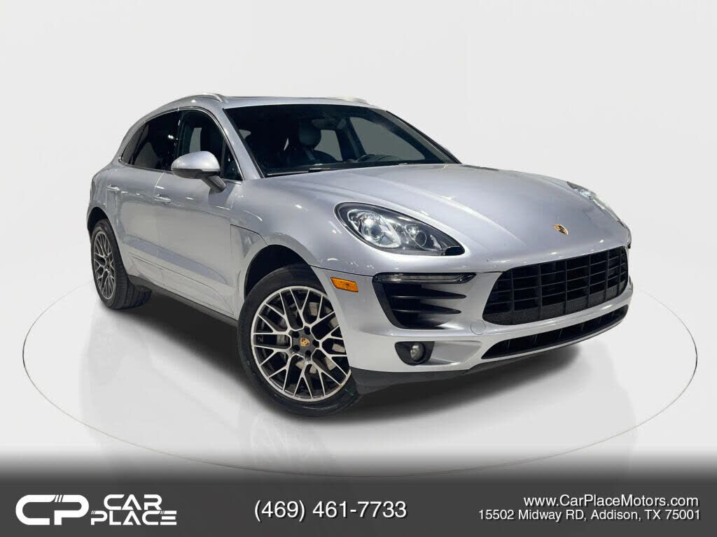2016 PORSCHE Macan