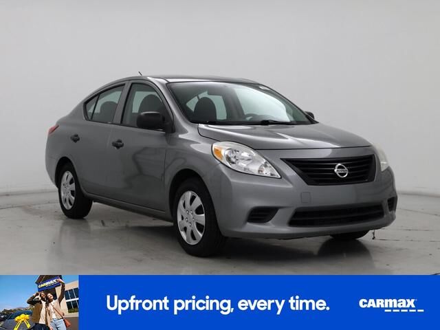 Nissan Versa
