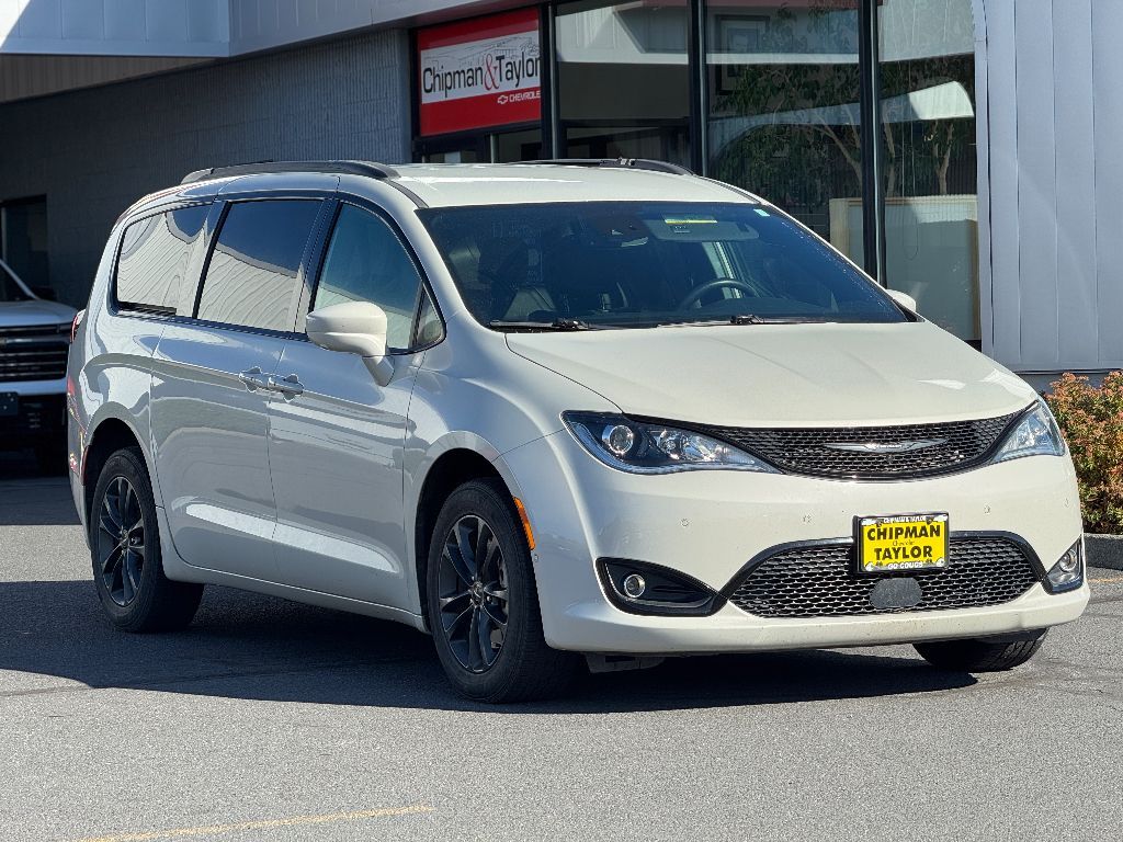 2020 CHRYSLER Pacifica