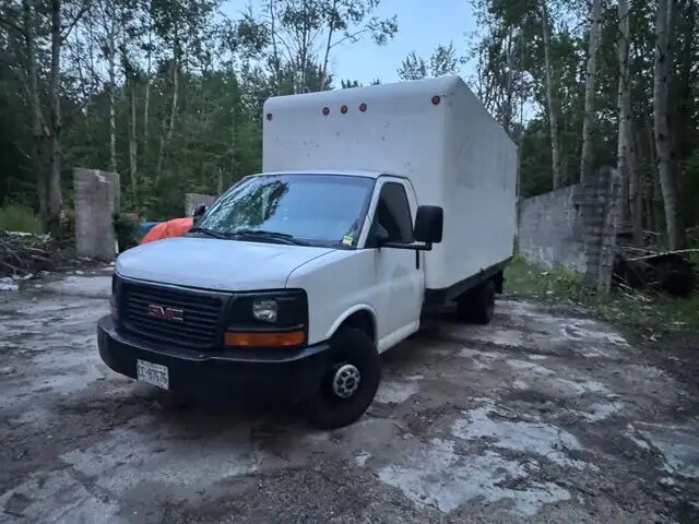 GMC Savana